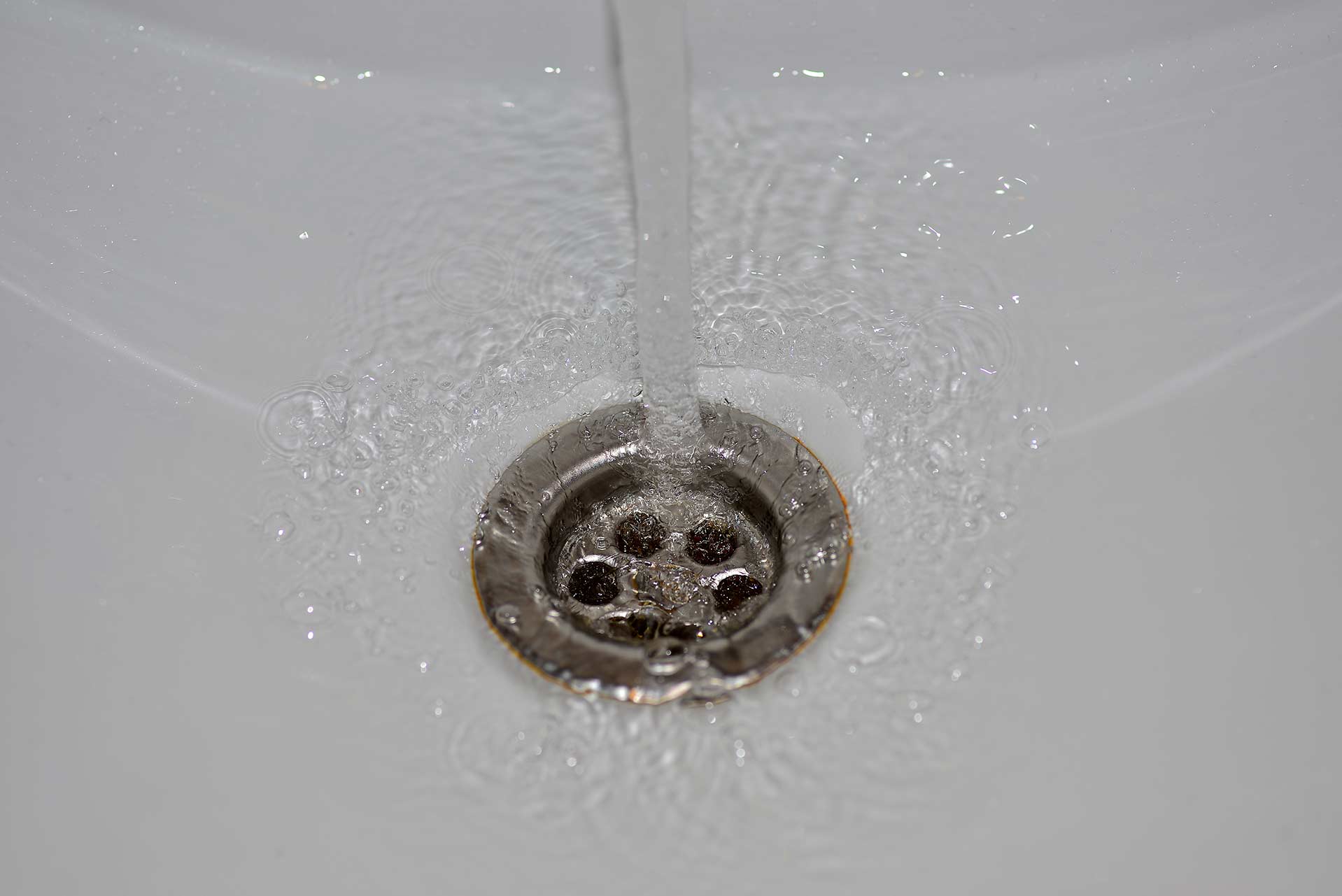 A2B Drains provides services to unblock blocked sinks and drains for properties in Soho.